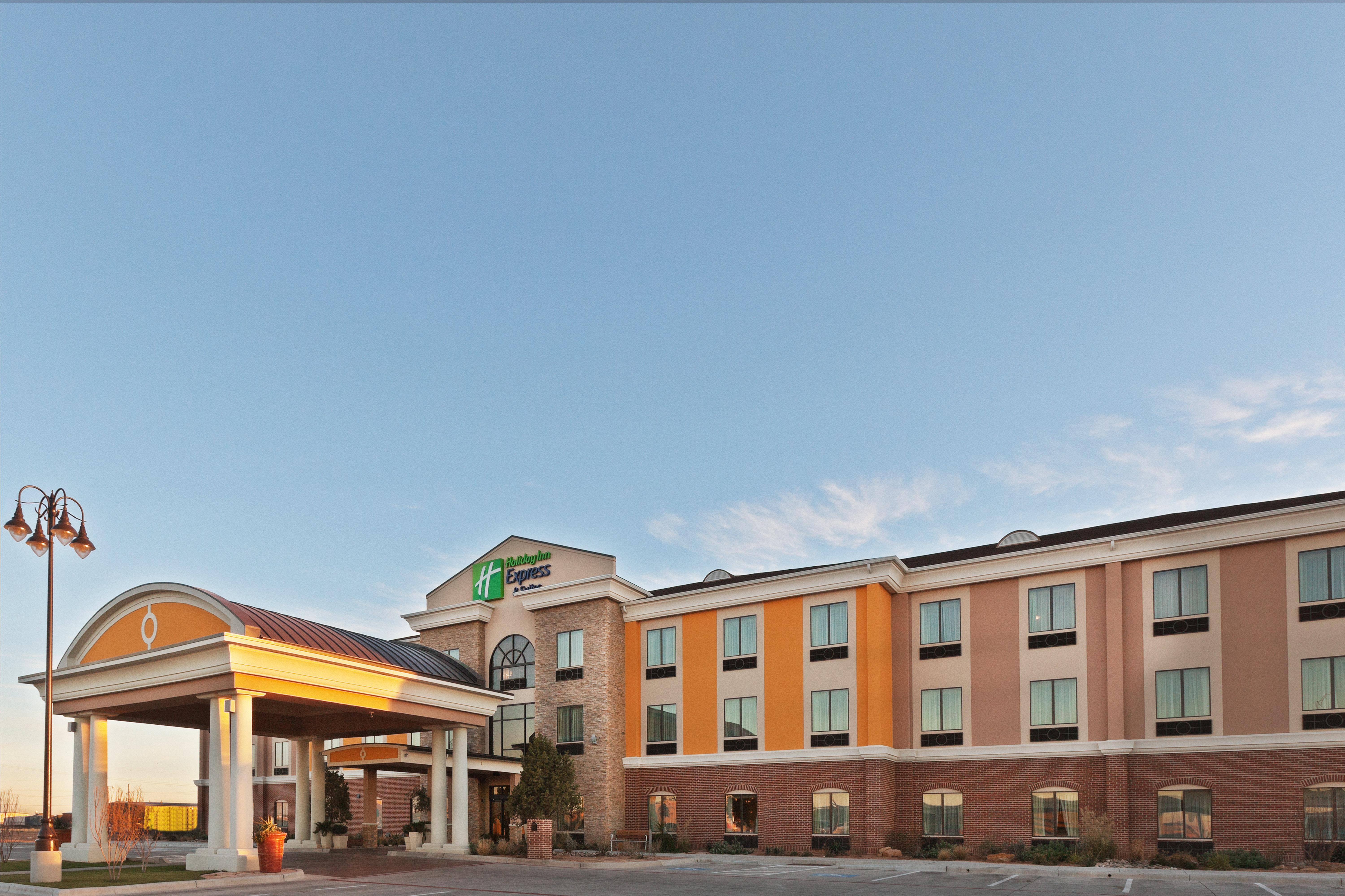 Holiday Inn Express & Suites Lubbock Southwest - Wolfforth By Ihg Exterior foto